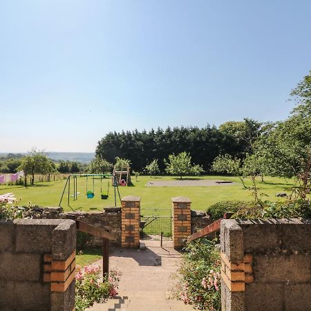 The Bushel Villa Bideford Exterior photo